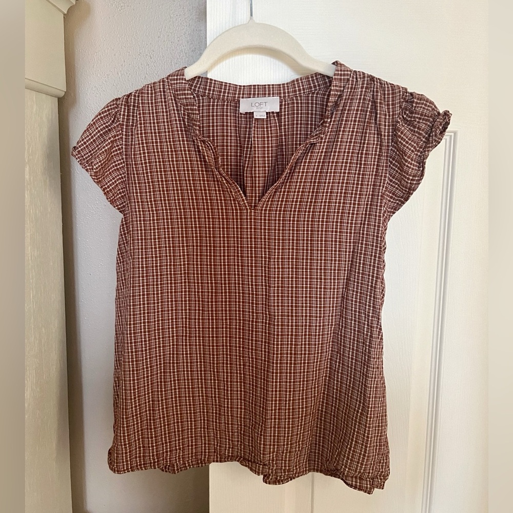 Loft Outlet- Brown Gingham Short Sleeve Blouse (EUC)